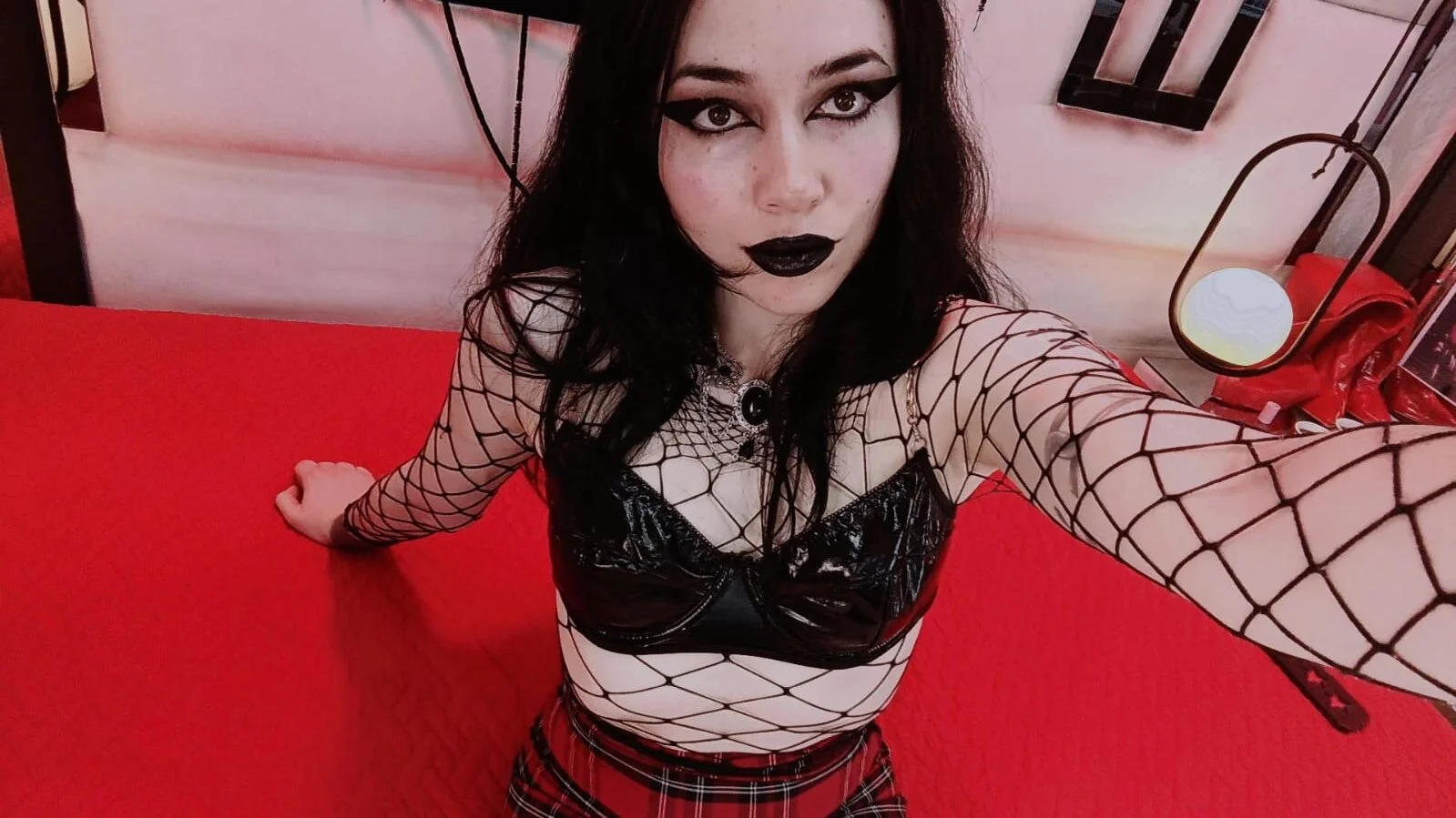 XXX Porn Photo of Nude alixxon1 262