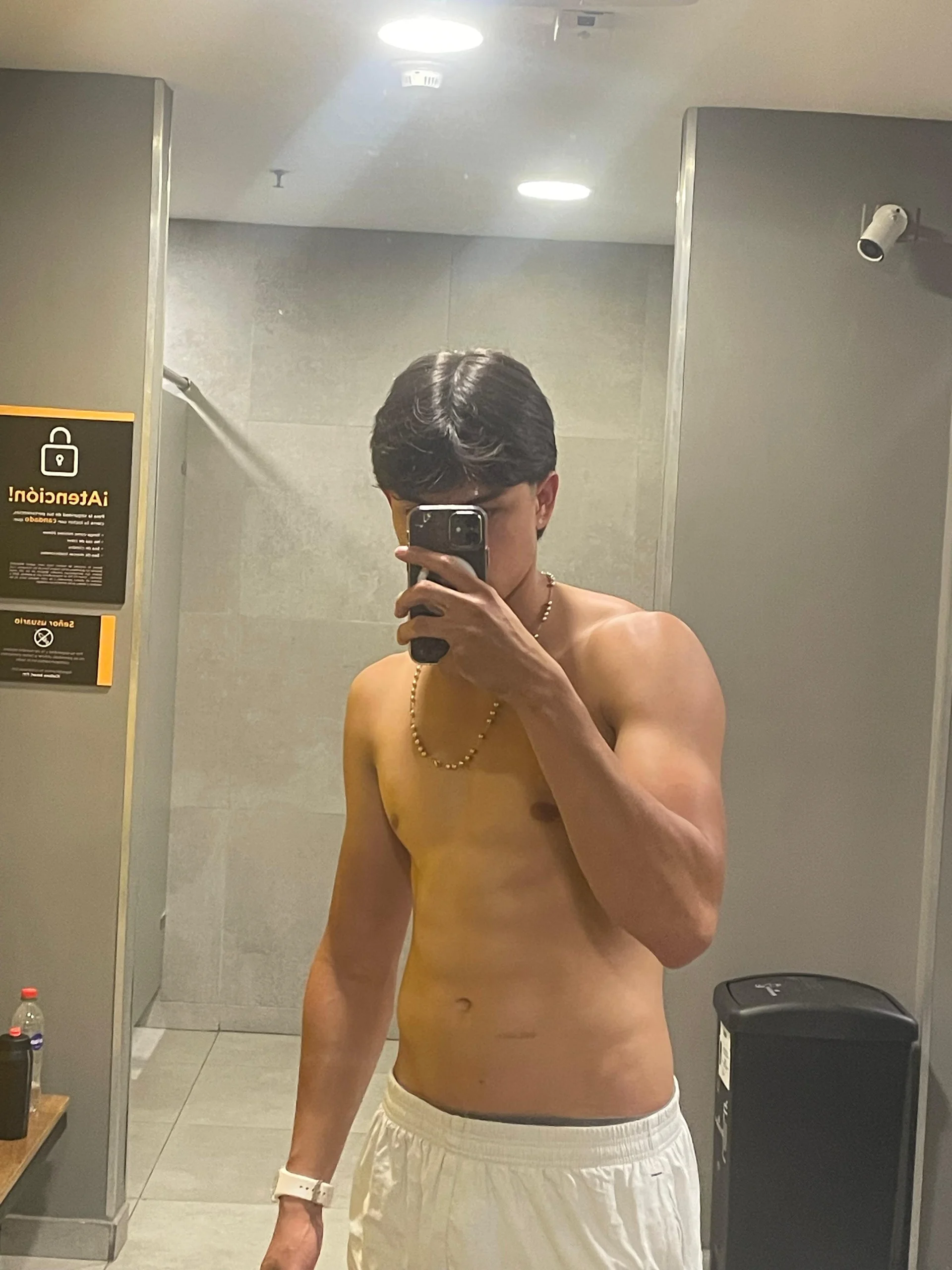 XXX Porn Photo of Nude Lander_Cruz 2
