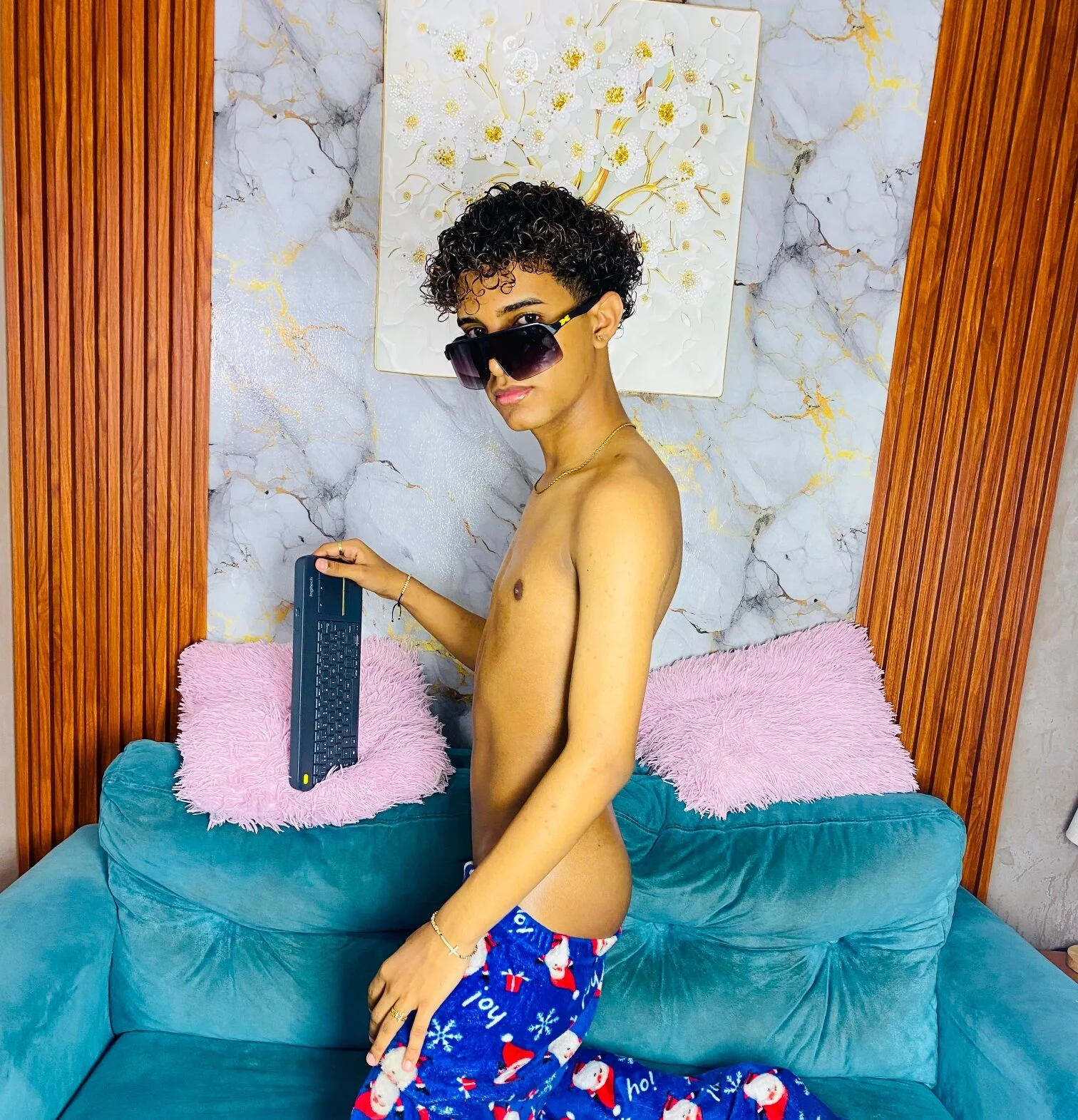 XXX Porn Photo of Nude GOLDEN_2026 7