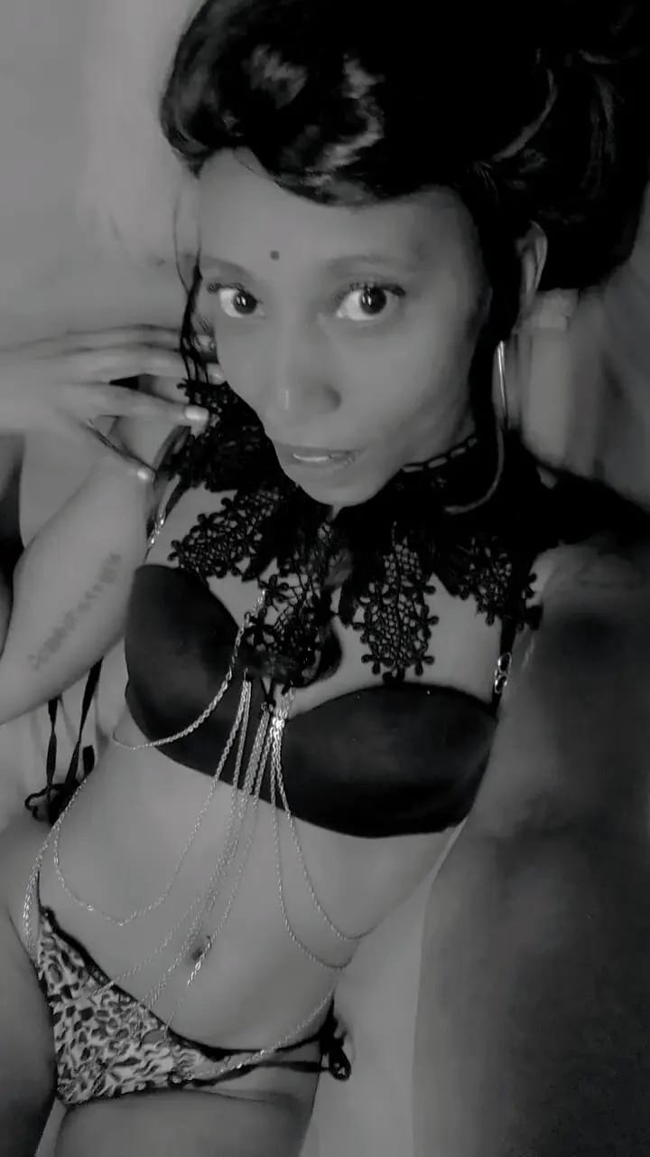 XXX Porn Photo of Nude Nubiangiggles 6