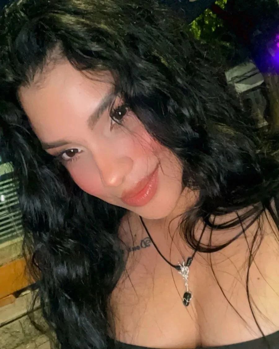 XXX Porn Photo of Nude lolaa_staars 4