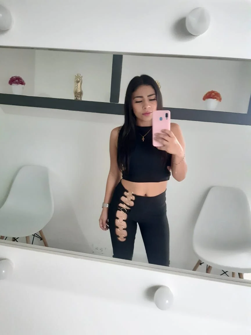 XXX Porn Photo of Nude emma-hiill 1