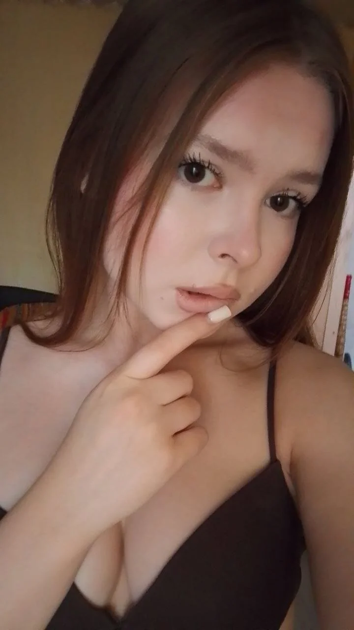 XXX Porn Photo of Nude BelleDream 9