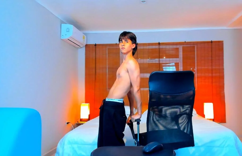 XXX Porn Photo of Nude carl_dixon 3