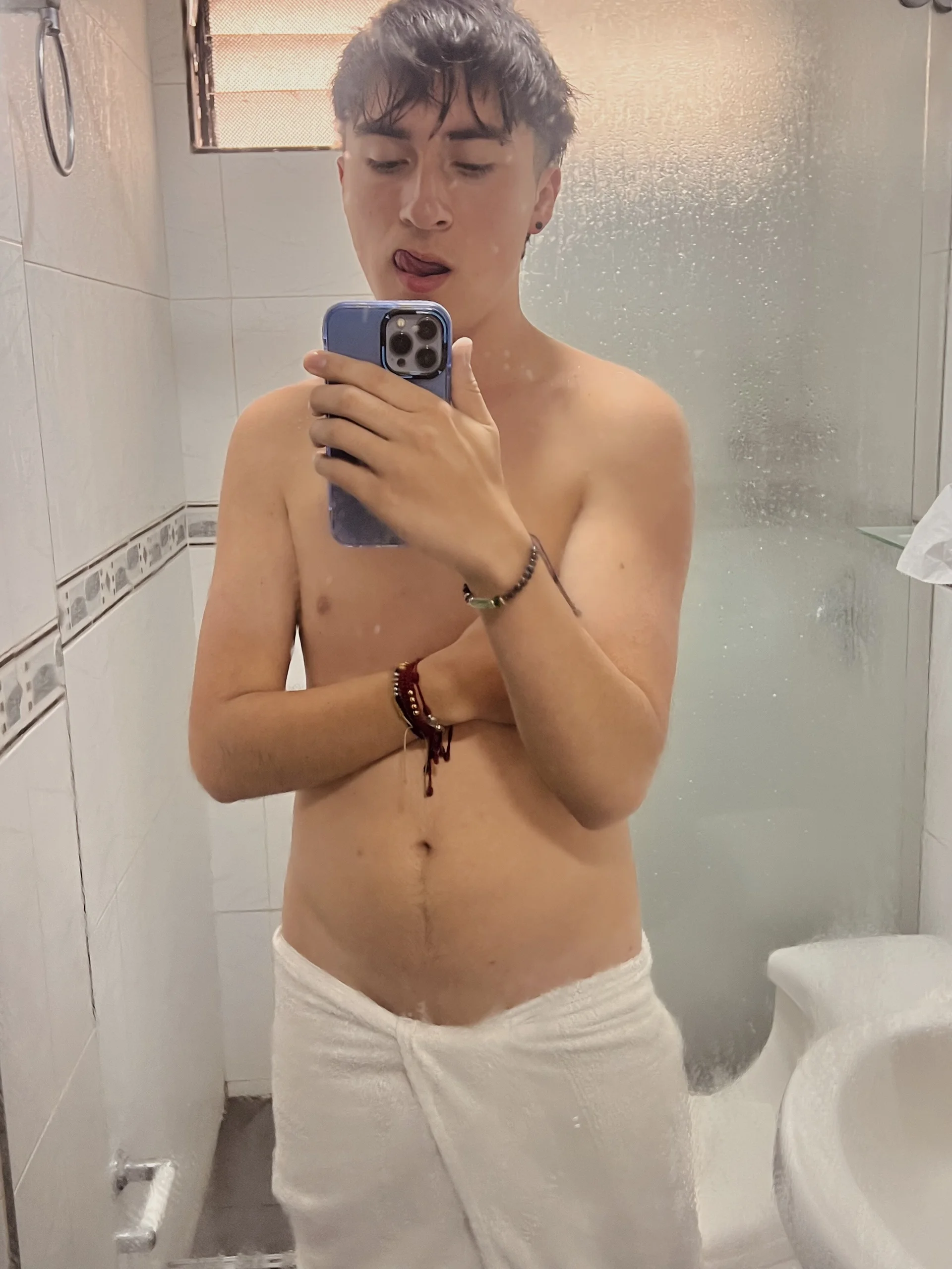 XXX Porn Photo of Nude danielgomezz 4