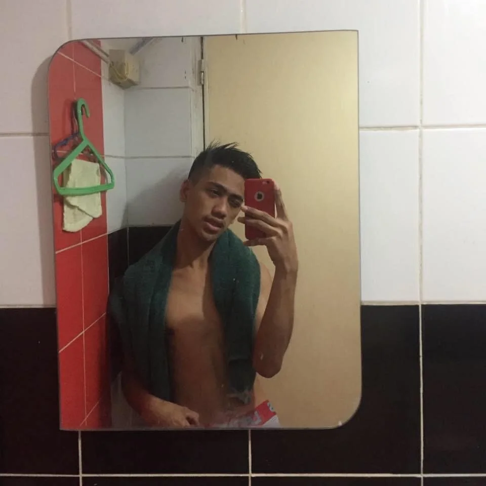 XXX Porn Photo of Nude gaysucker6969 9