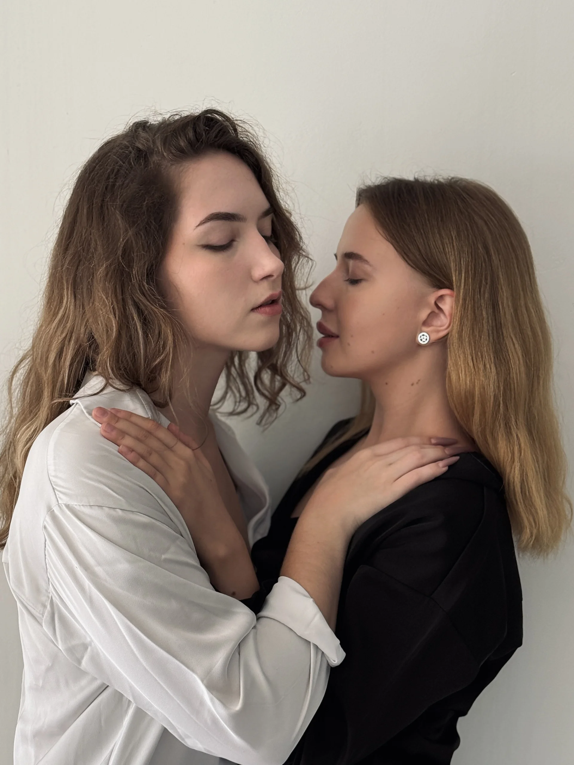 XXX Porn Photo of Nude Nura_n_Sarah 116