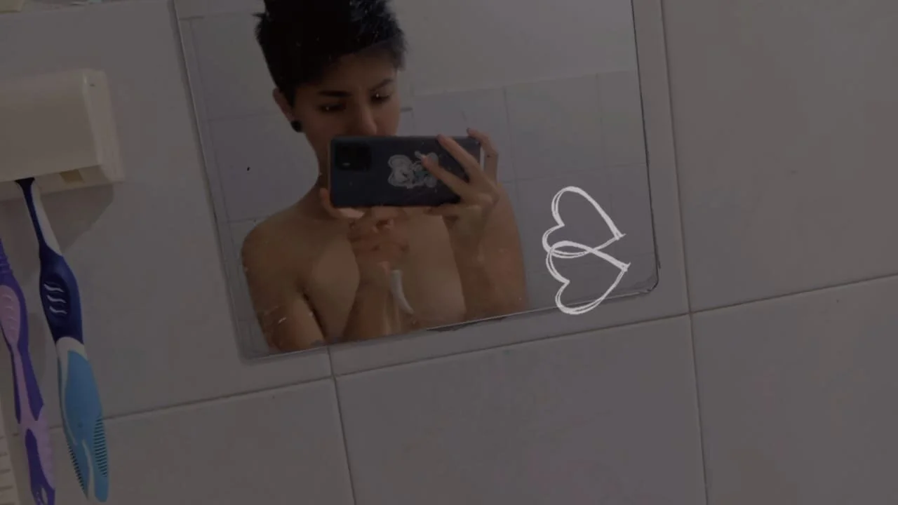 XXX Porn Photo of Nude tommy_blue 7