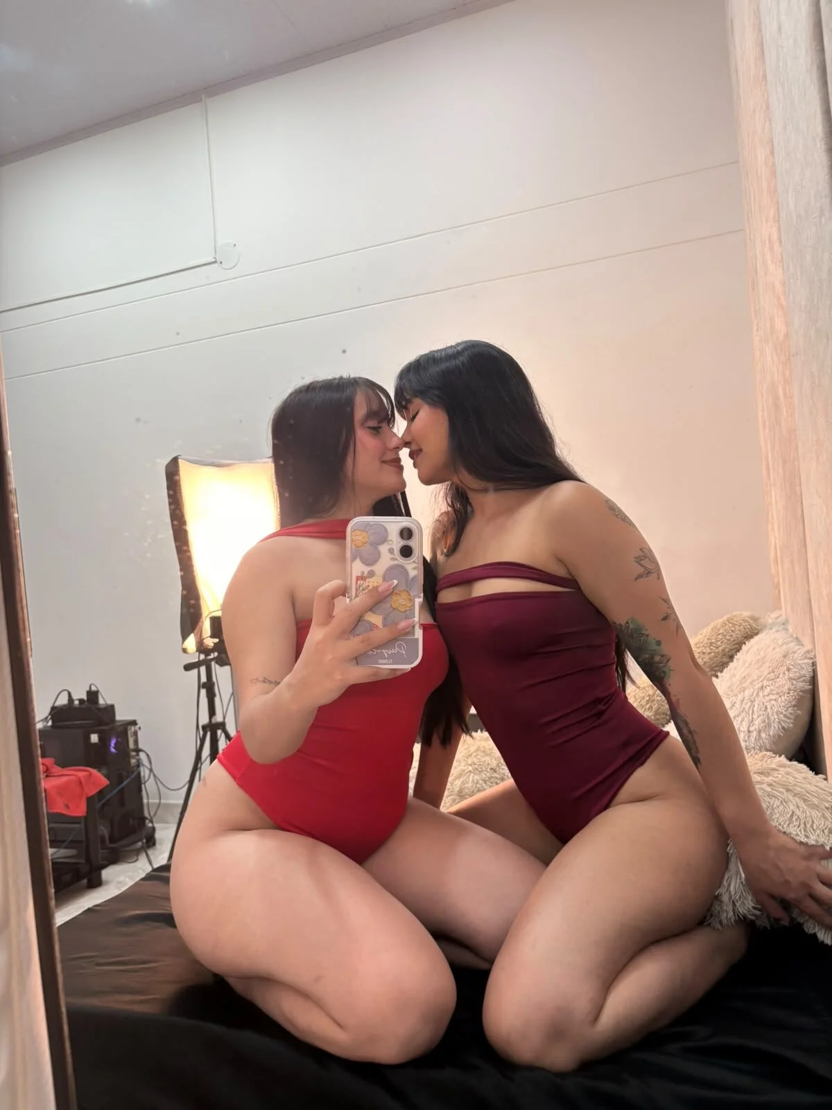 XXX Porn Photo of Nude twodesiressary 23