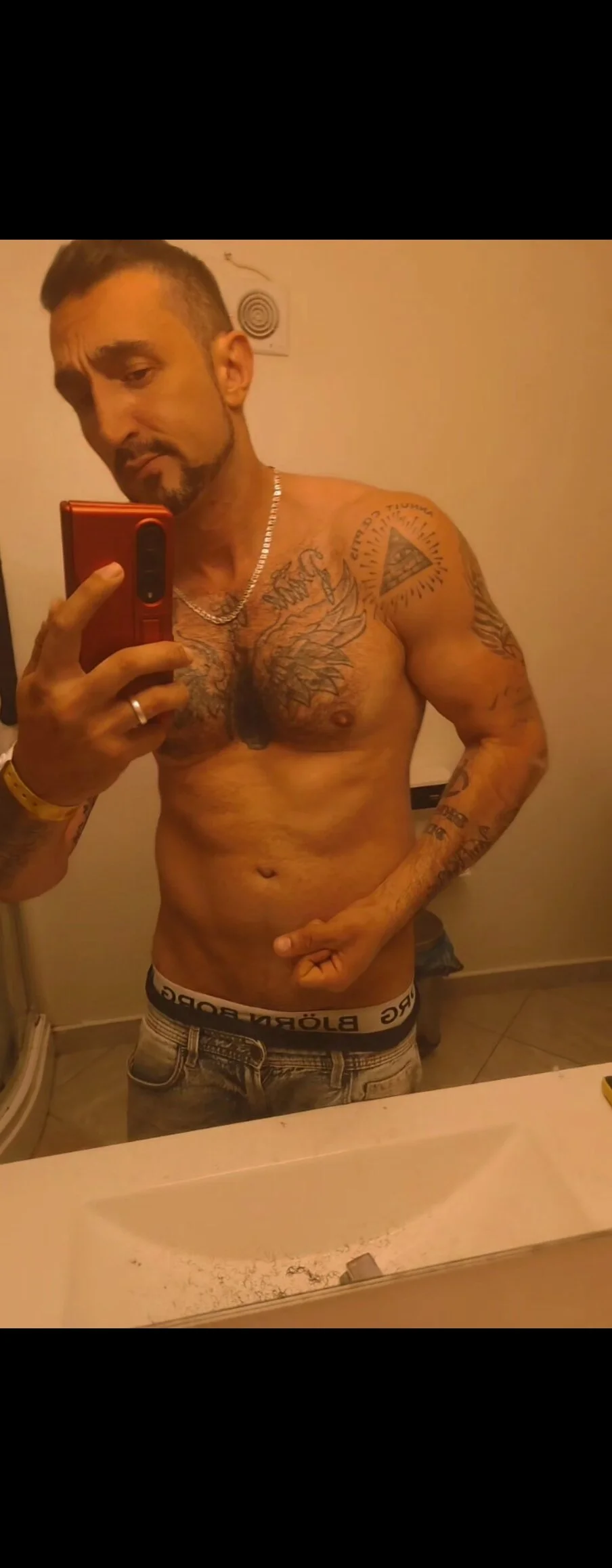 XXX Porn Photo of Nude Benhard90 4