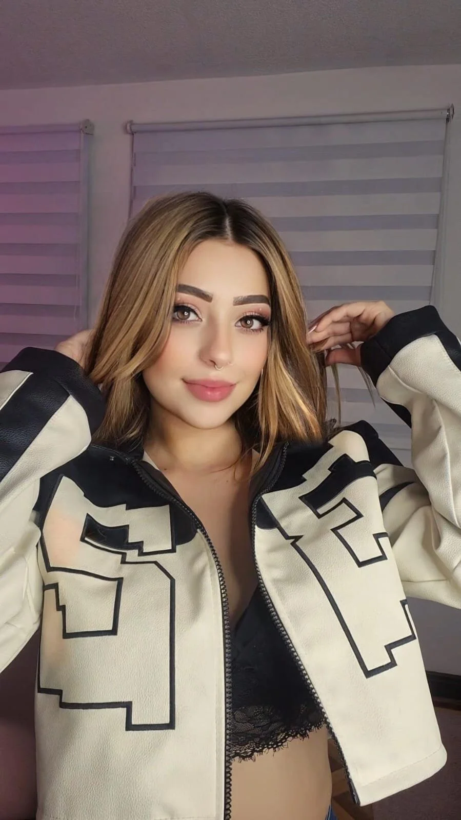 XXX Porn Photo of Nude mia_eph 8