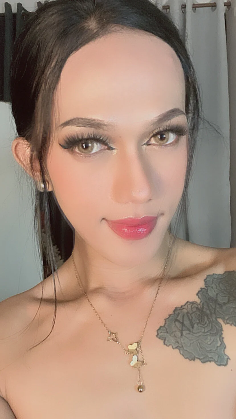 XXX Porn Photo of Nude Ts-Glamourosax 17