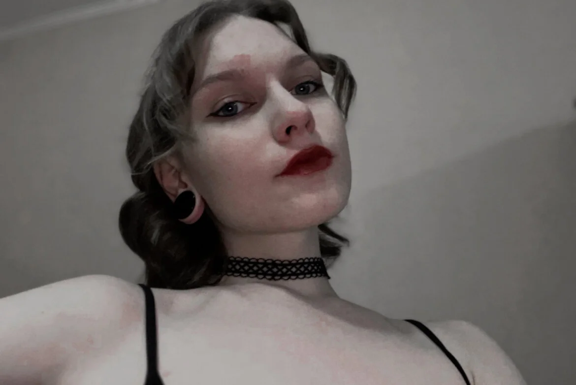 XXX Porn Photo of Nude juliabanny 19