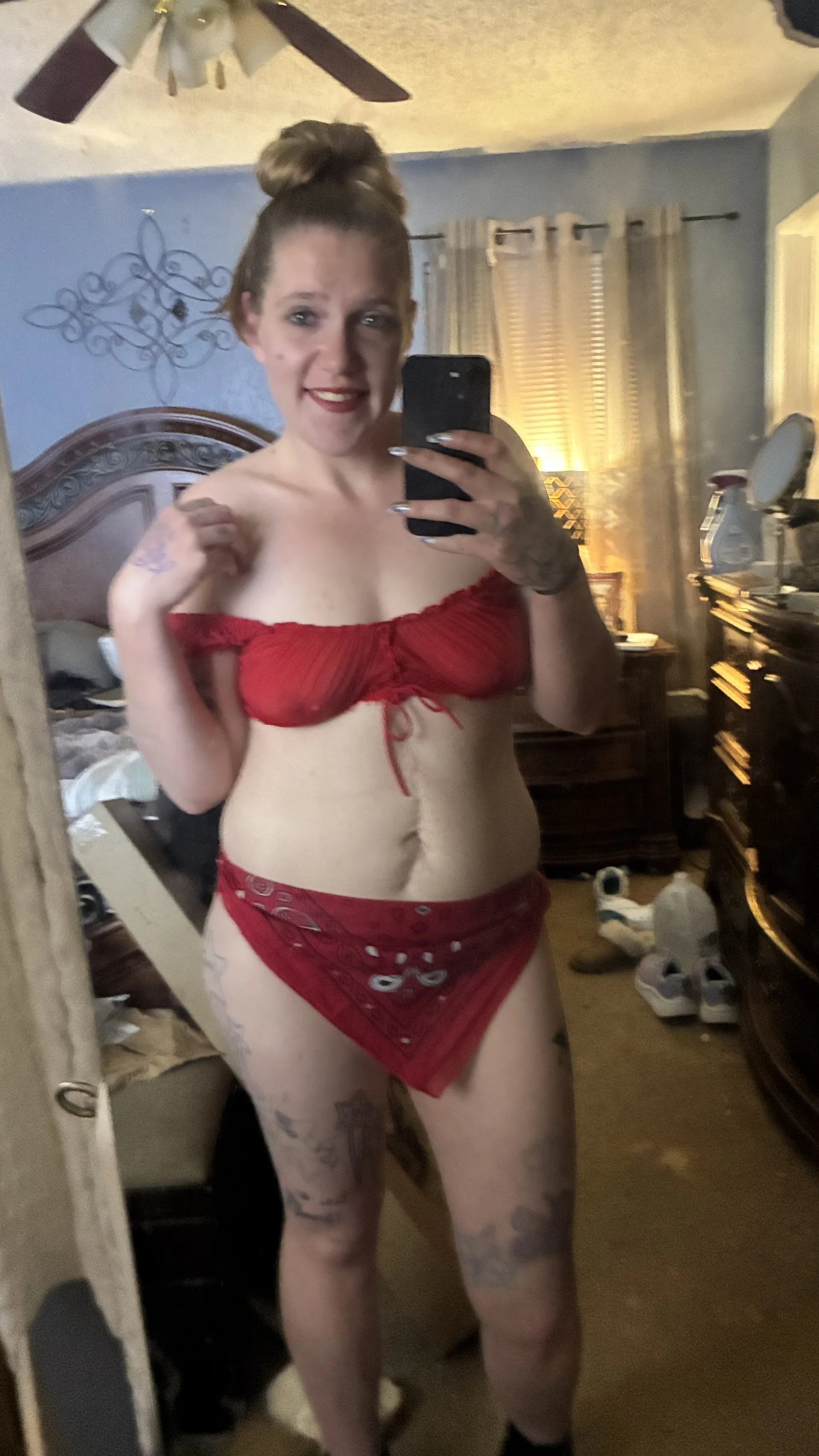 XXX Porn Photo of Nude mommymaddi 1