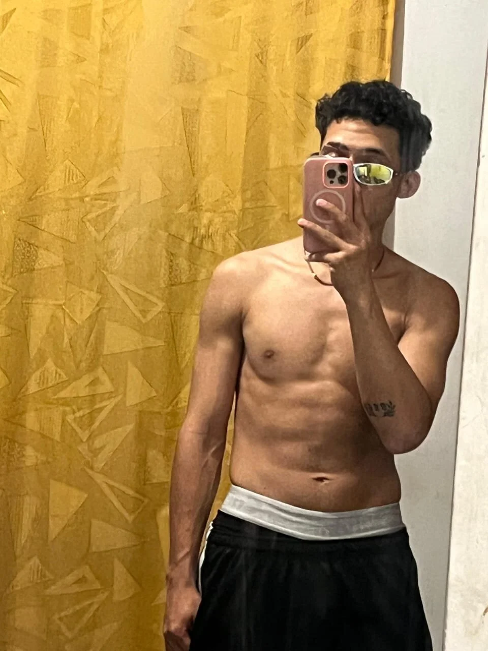XXX Porn Photo of Nude JARED_BOY1 8