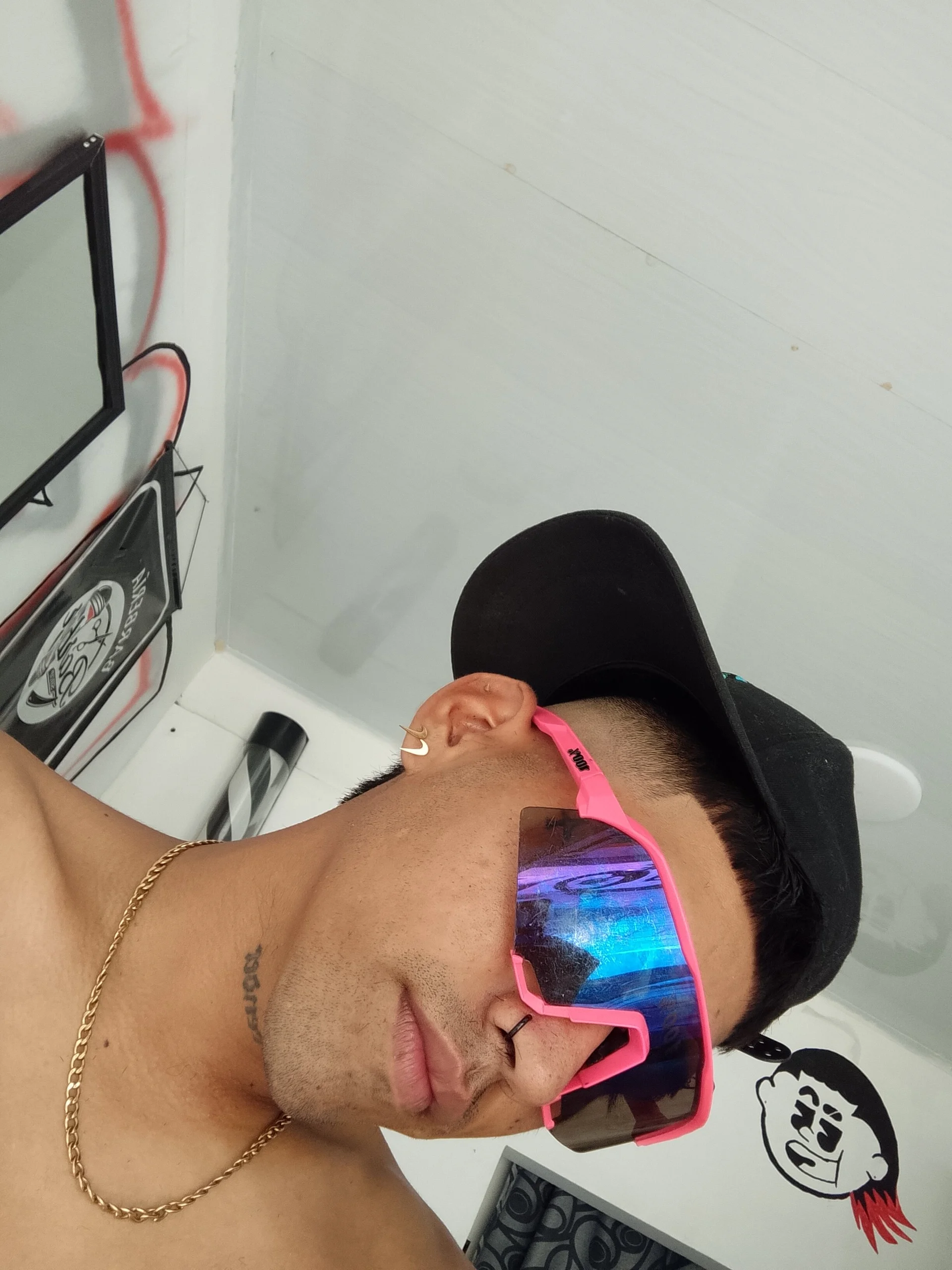 XXX Porn Photo of Nude Andreycaliente 1