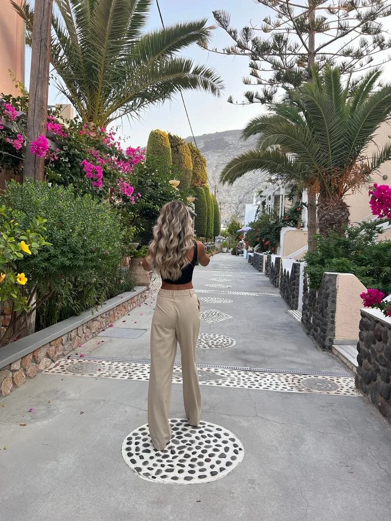 XXX Porn Photo of Nude Avril_Cyrus 14