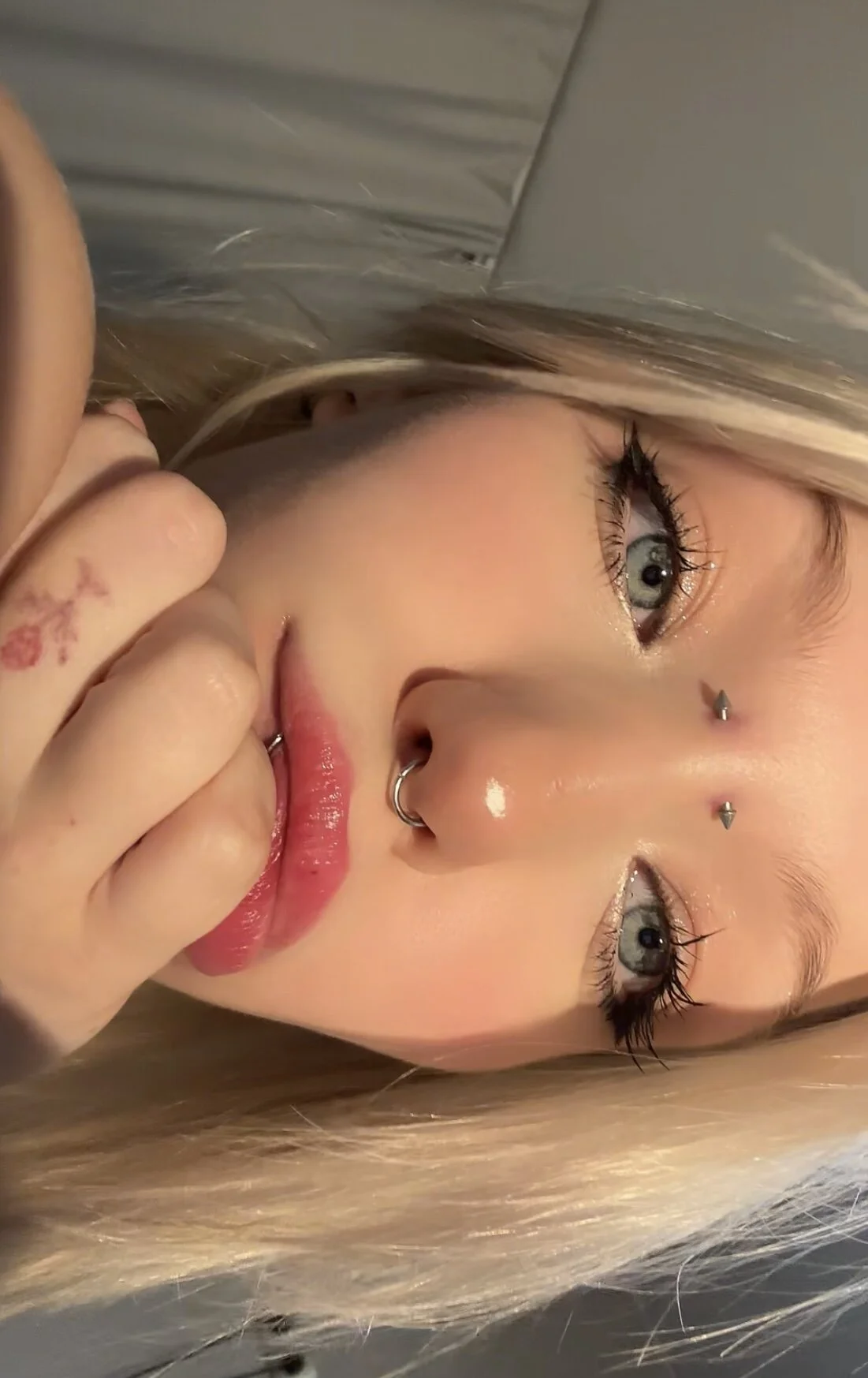 XXX Porn Photo of Nude Wildneck 5