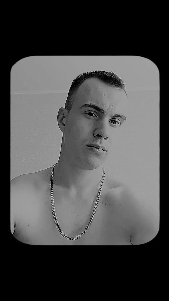 XXX Porn Photo of Nude Kris_Braun 5