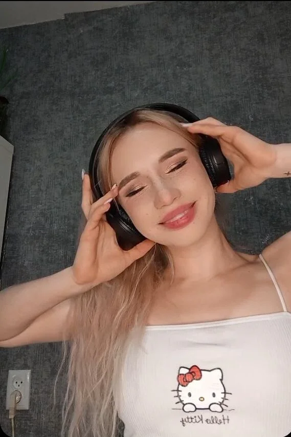 XXX Porn Photo of Nude Mia__Jensen 14