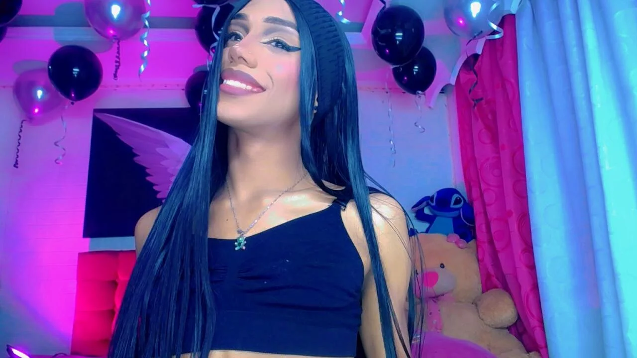 XXX Porn Photo of Nude NahomiCamper 85