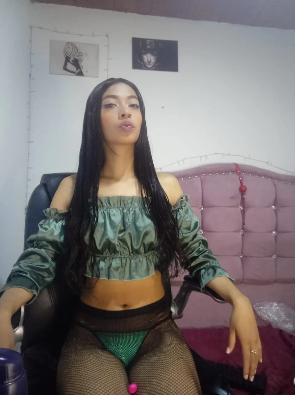 XXX Porn Photo of Nude toxxxic_cams 19