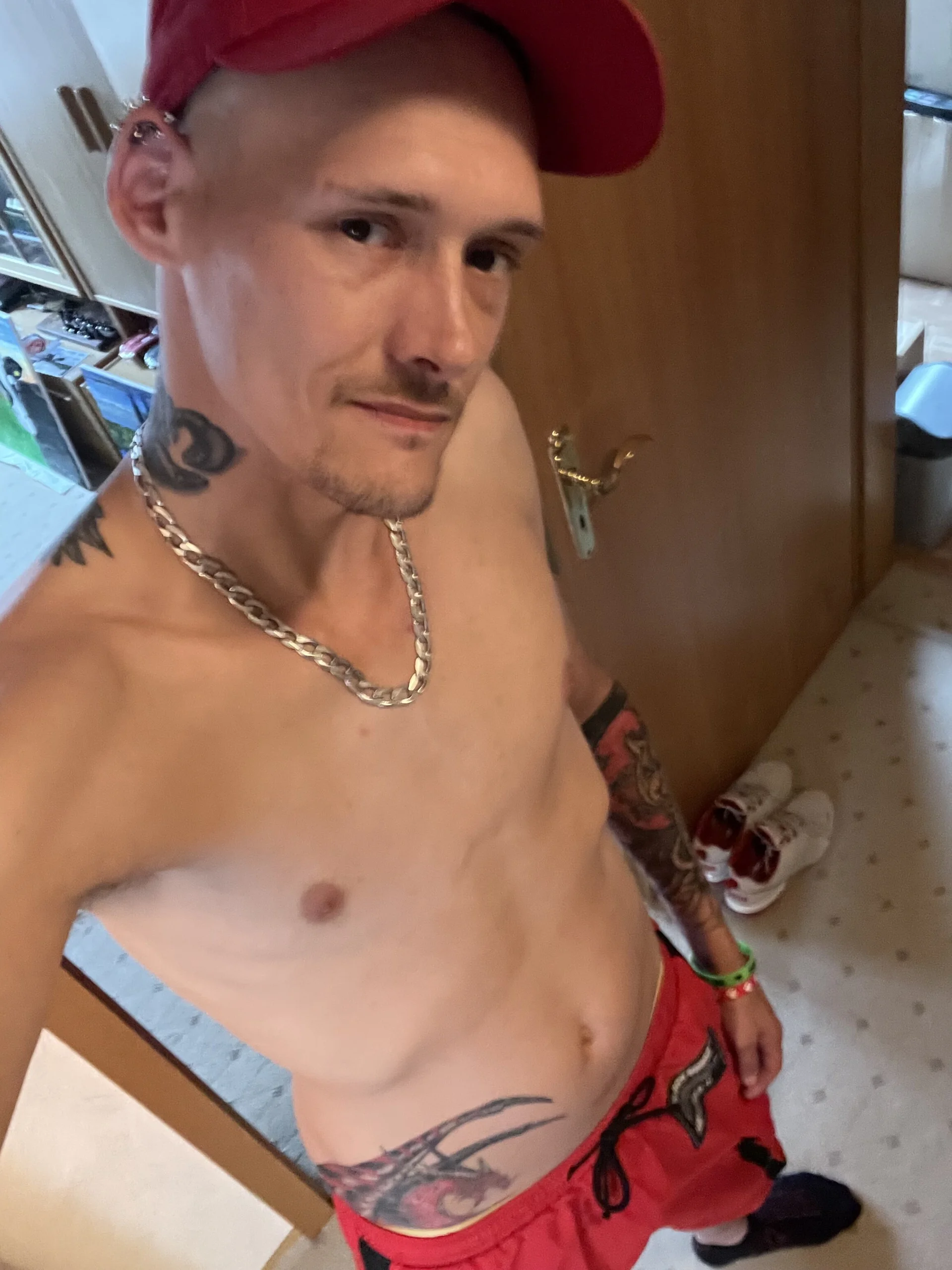 XXX Porn Photo of Nude Donaldduck0069 18