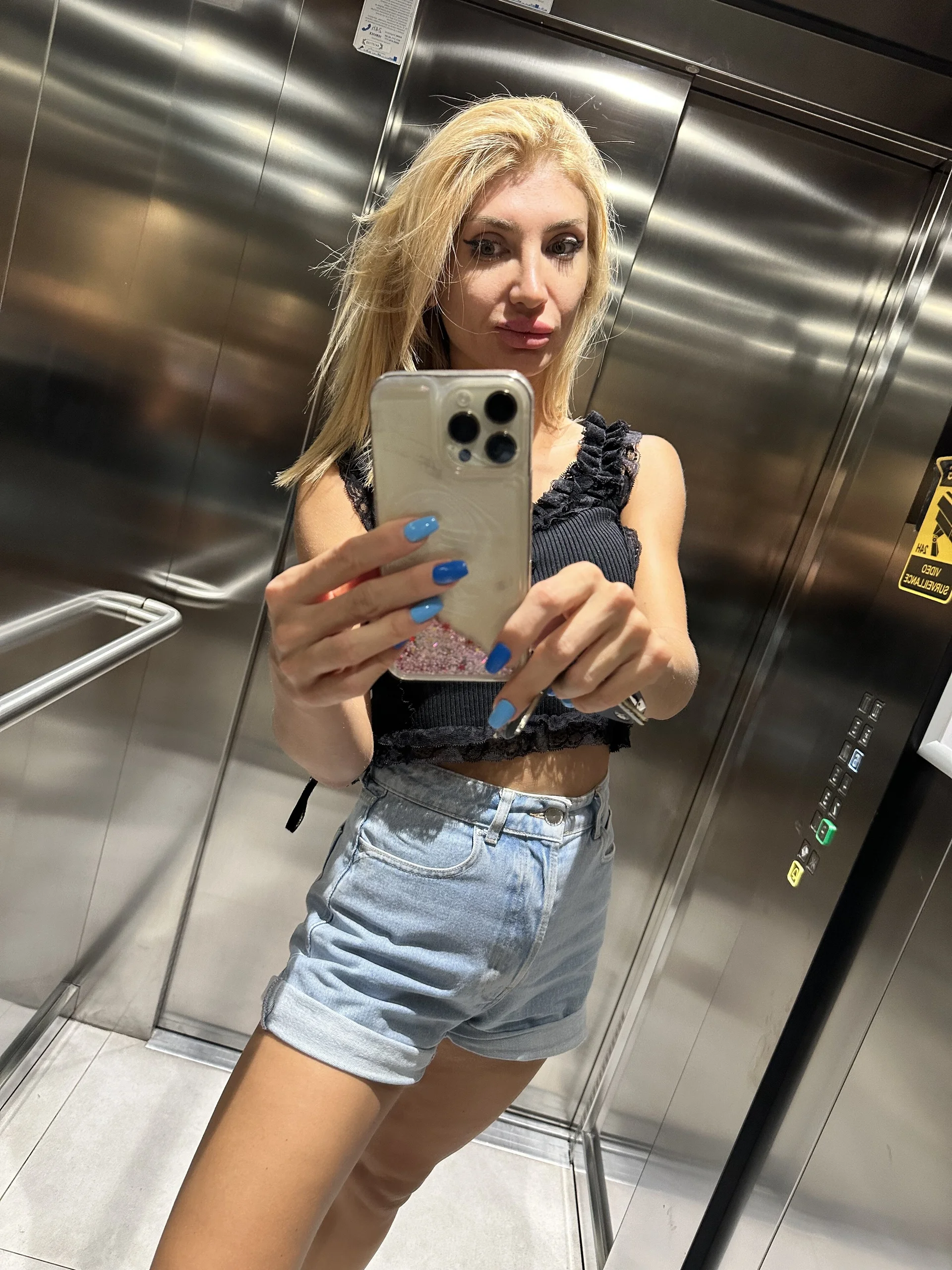 XXX Porn Photo of Nude RichardaLove 4