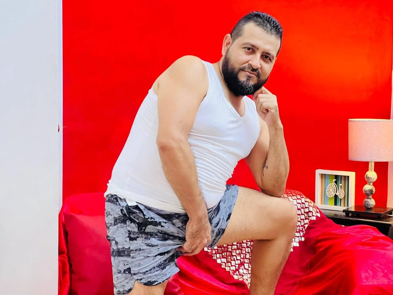 XXX Porn Photo of Nude Dante_Rojo 2