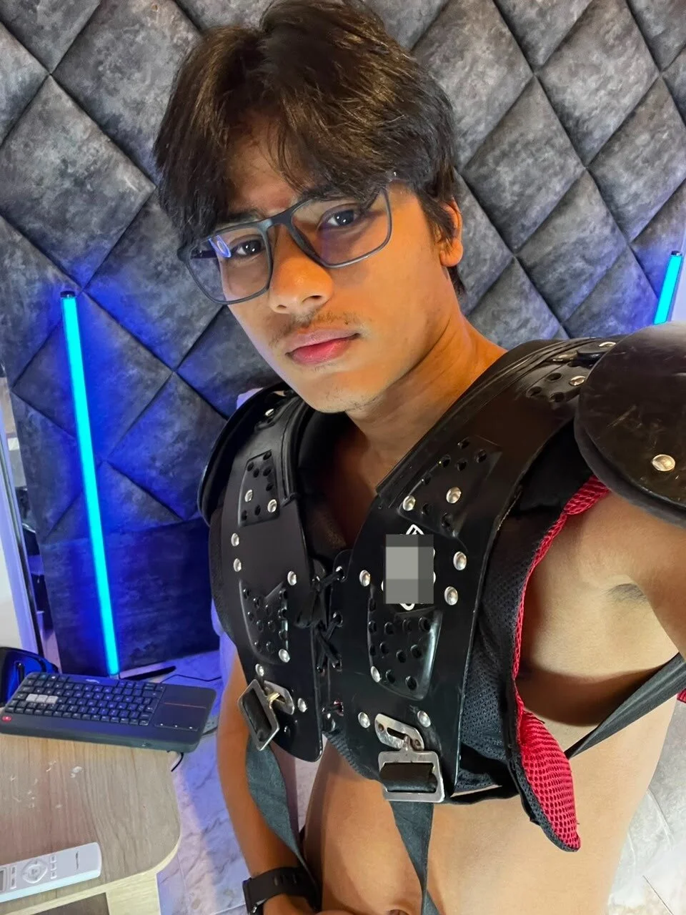 XXX Porn Photo of Nude LiamKron 28