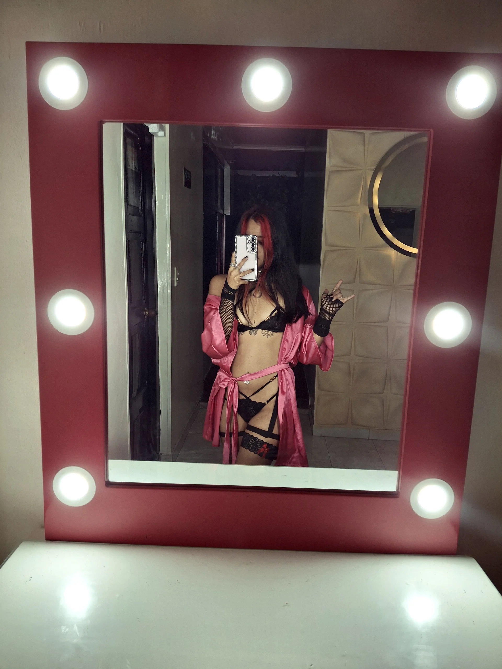 XXX Porn Photo of Nude carolinerue 19