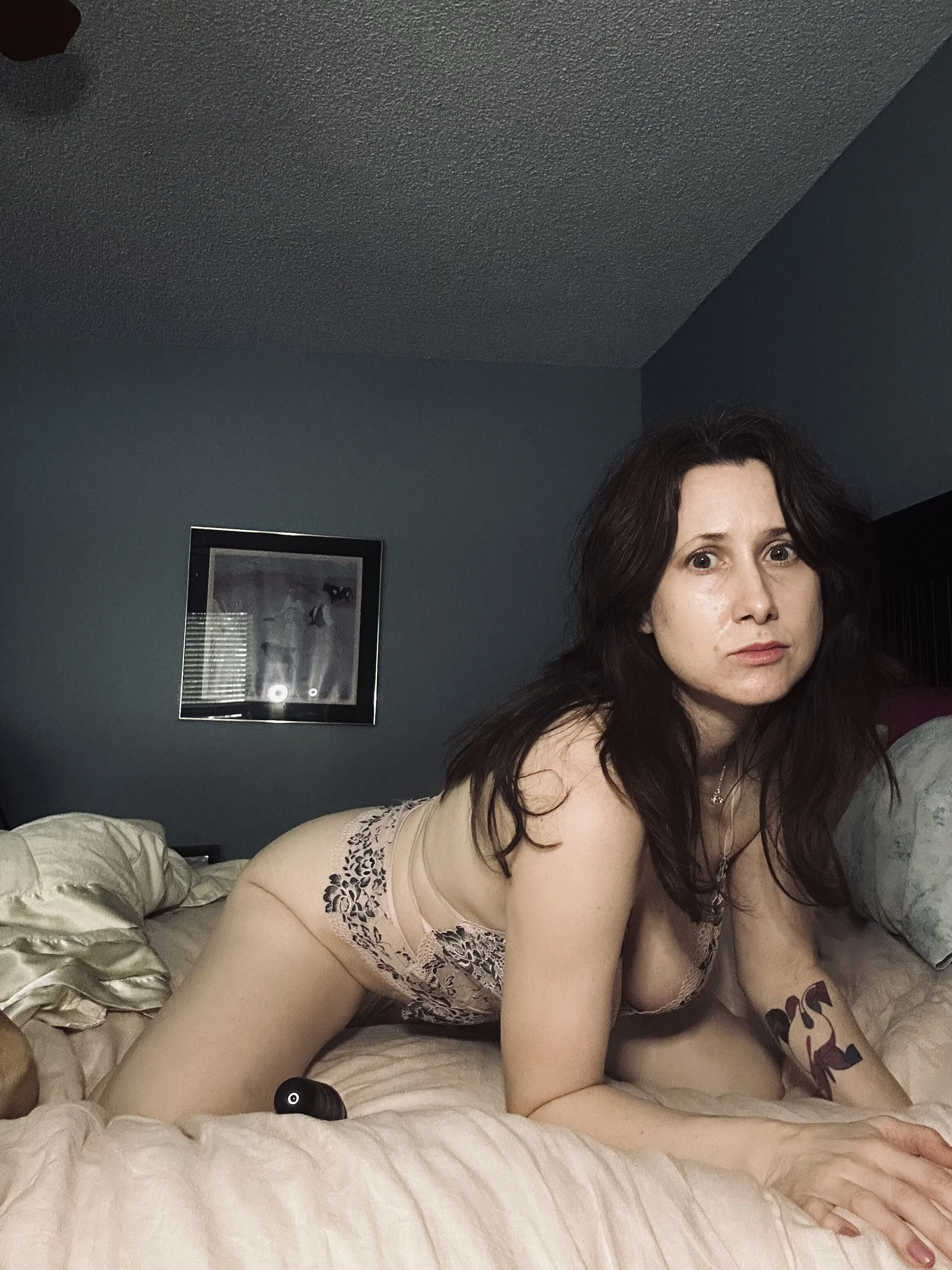 XXX Porn Photo of Nude MommyGoddessL 3