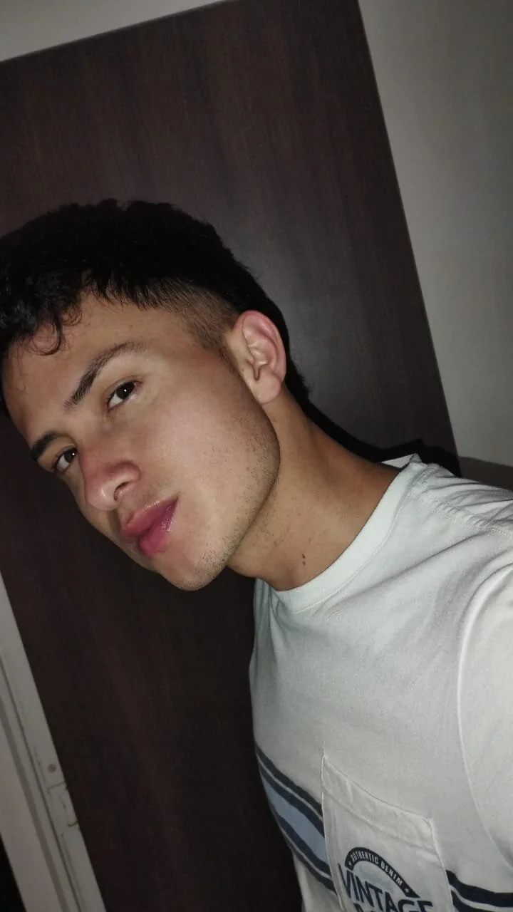 XXX Porn Photo of Nude santyago_taylor 4