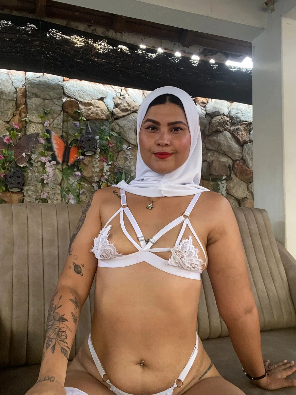XXX Porn Photo of Nude AishaAmin_ 5