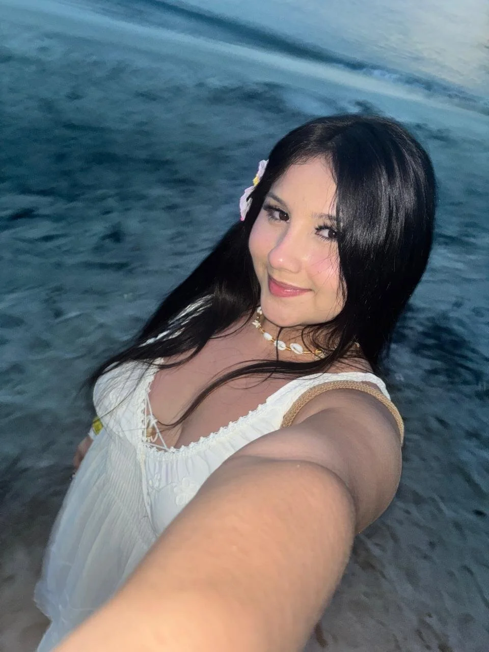 XXX Porn Photo of Nude AvyMilton 150