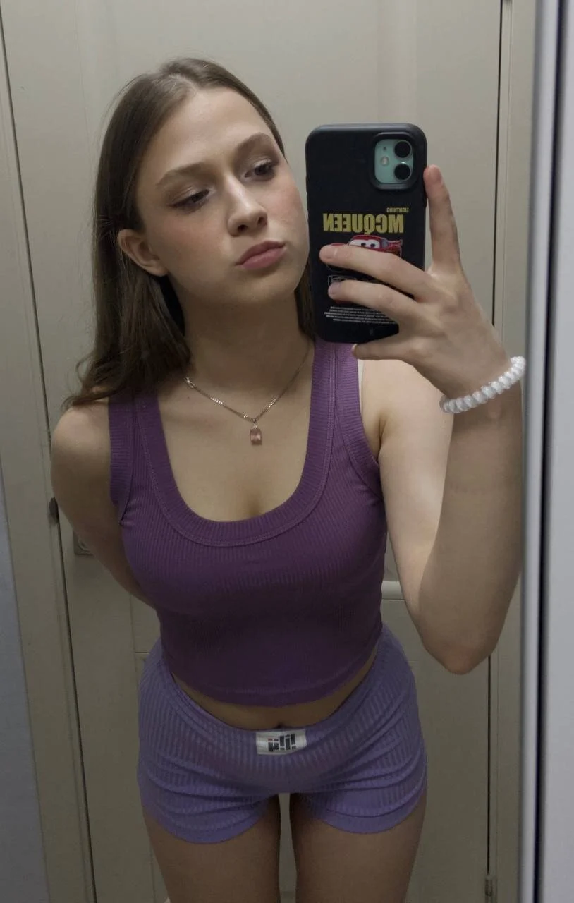 XXX Porn Photo of Nude AssumingPail 5
