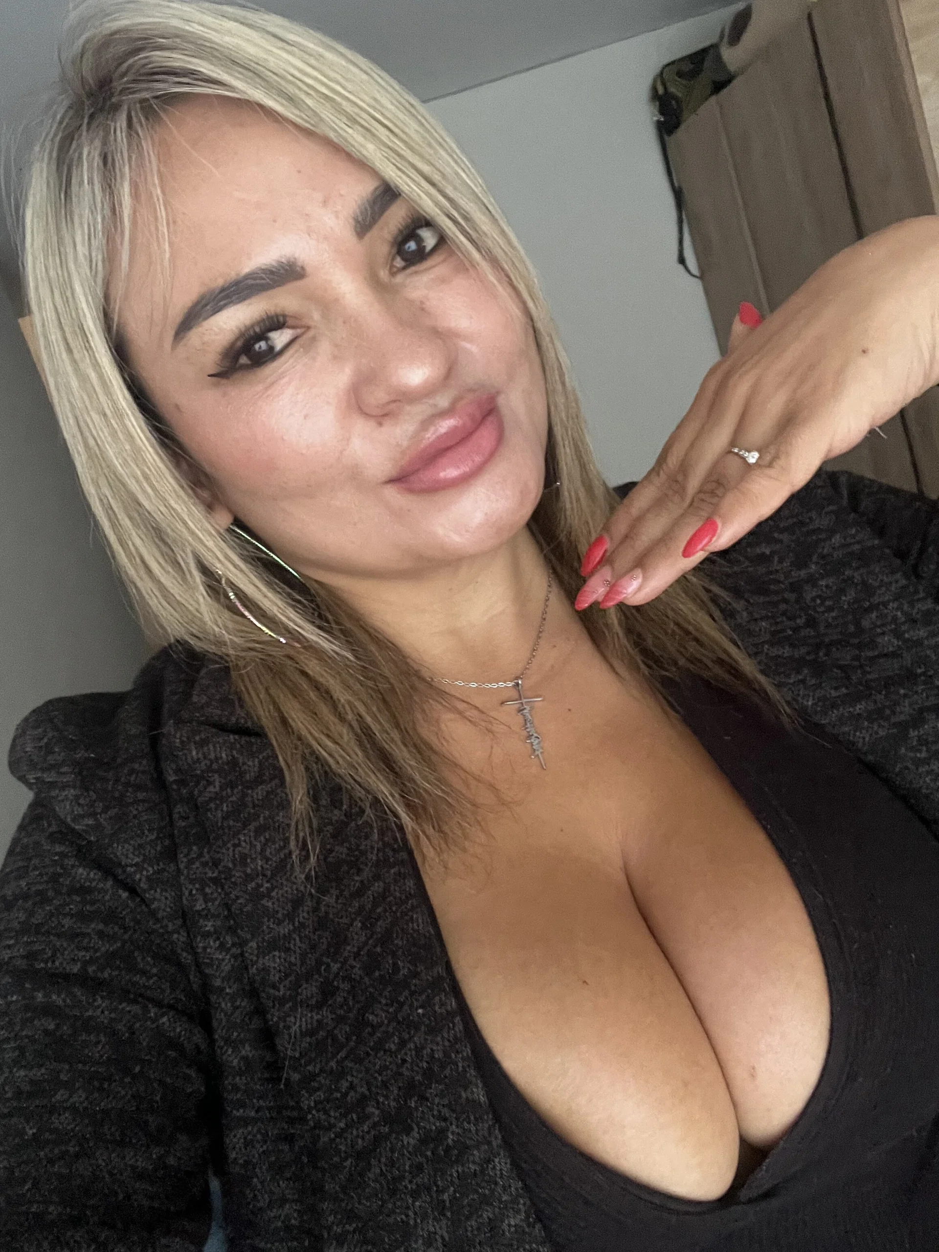 XXX Porn Photo of Nude Afroditecash 20