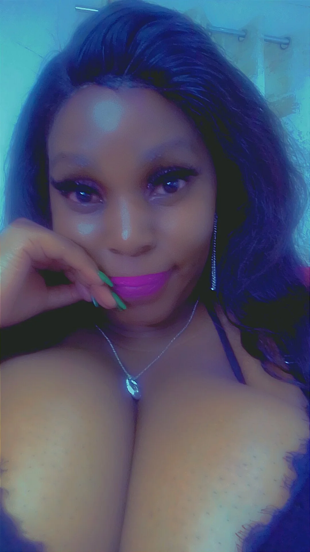 XXX Porn Photo of Nude GaggingQueenxx 15