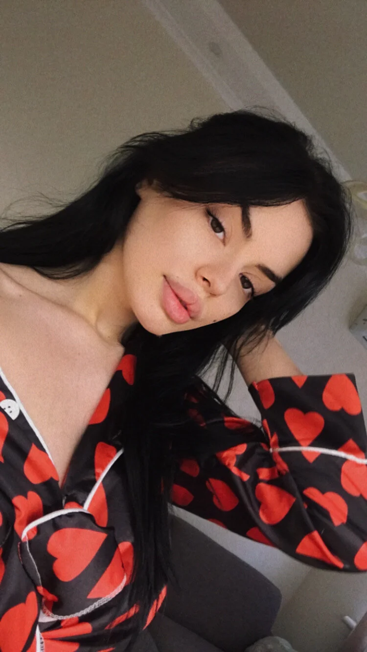 XXX Porn Photo of Nude Daenerys_Daenn 9