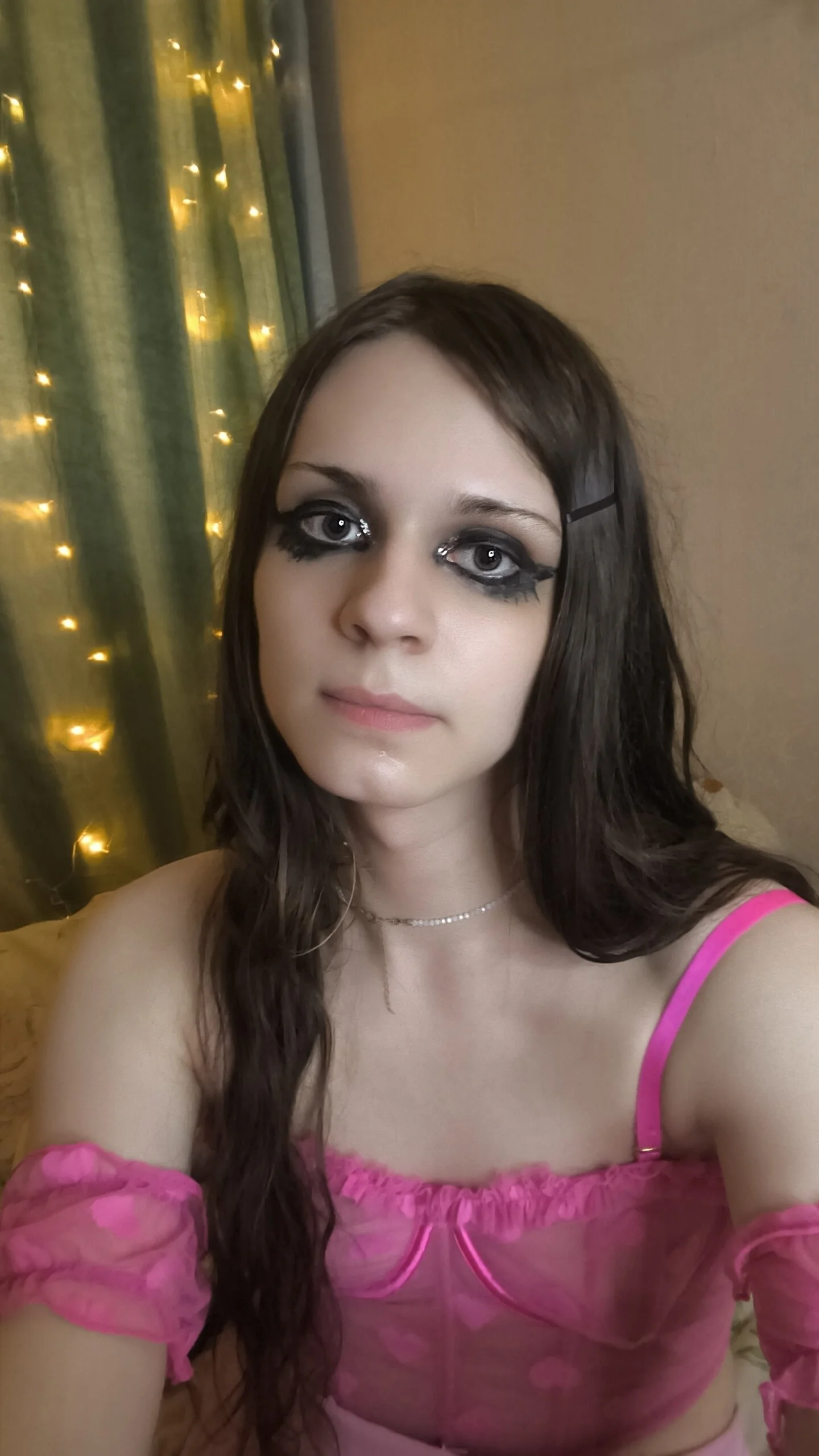 XXX Porn Photo of Nude RoasHouren 17
