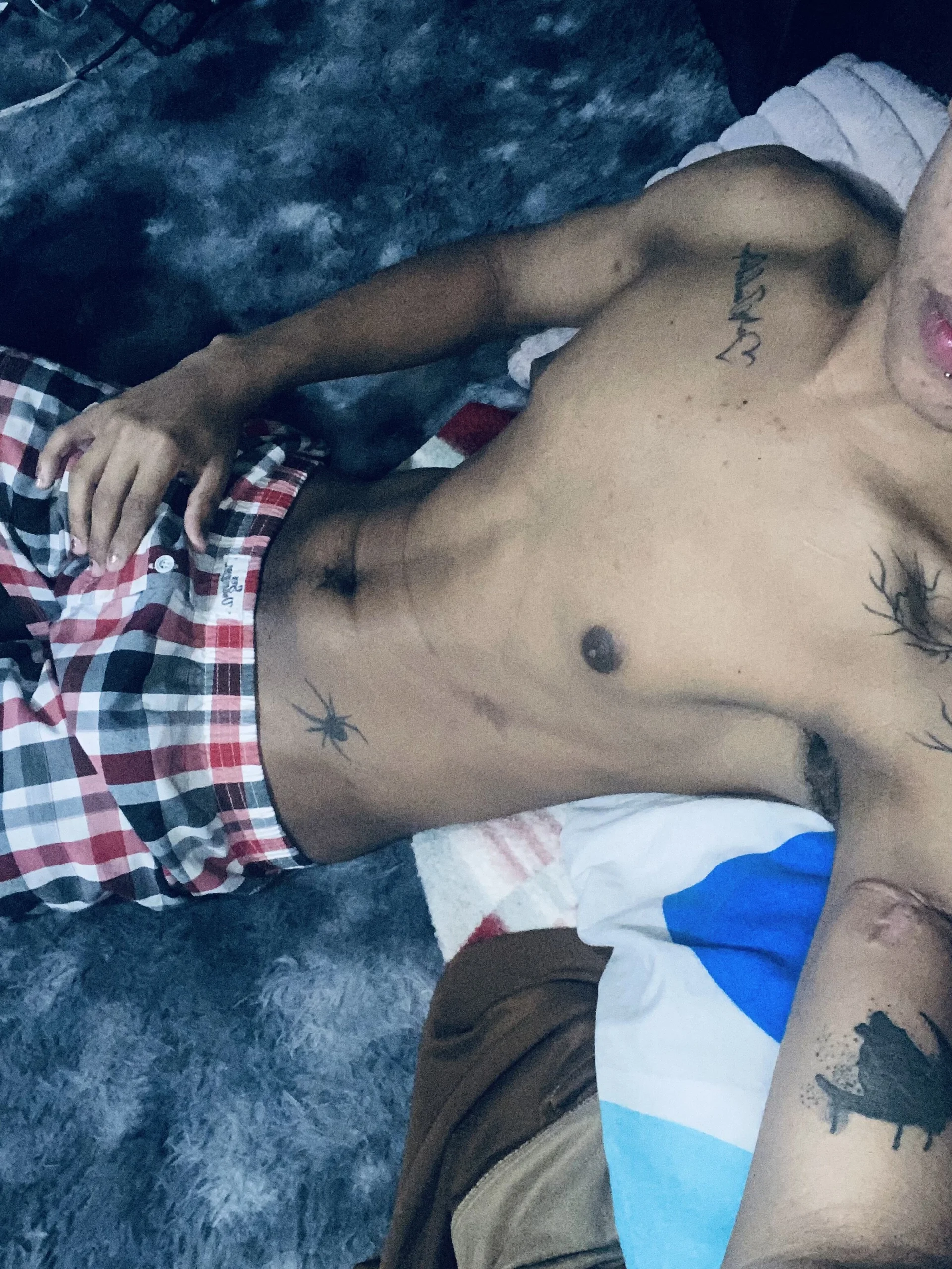 XXX Porn Photo of Nude aarom_ 6