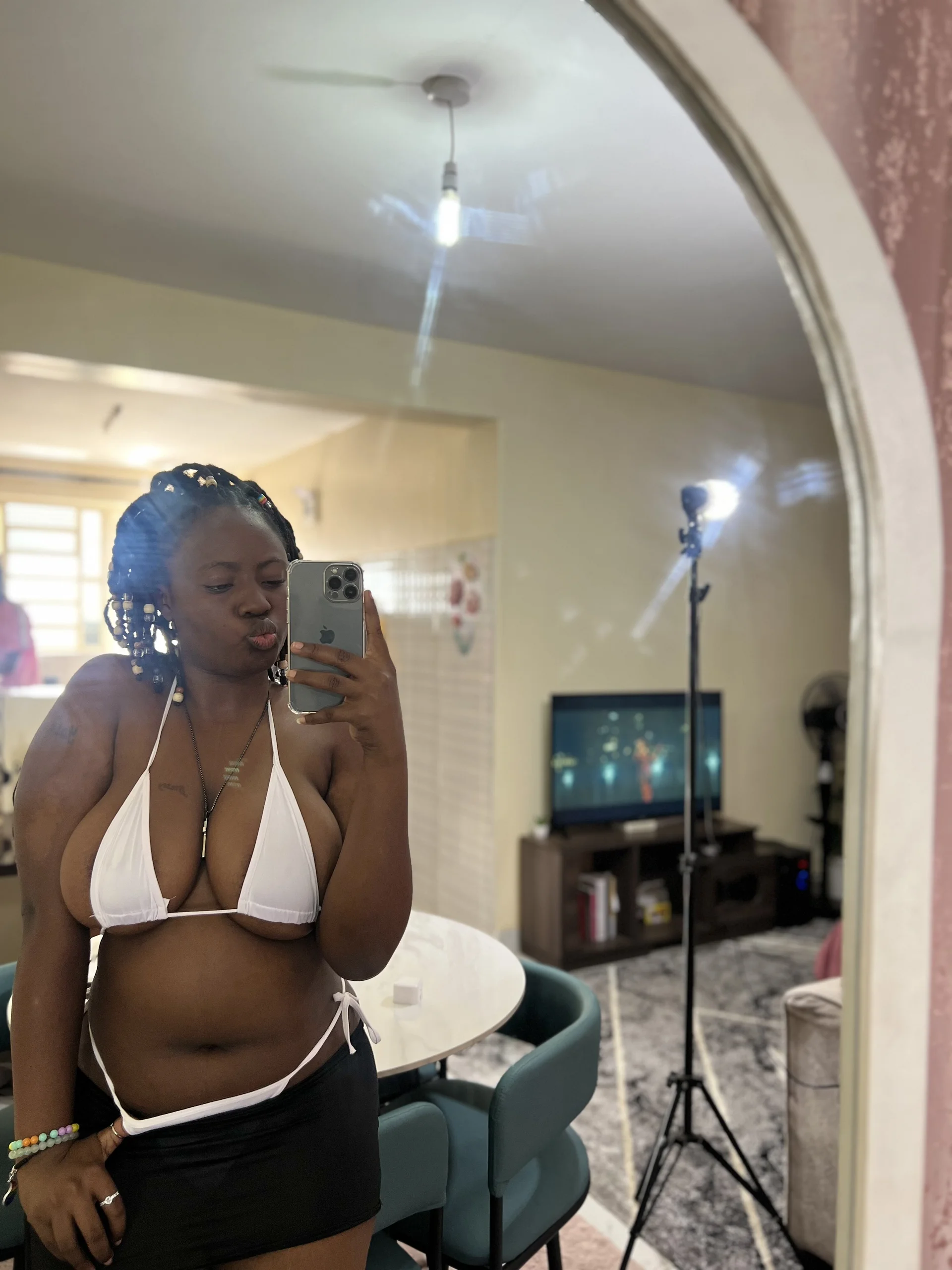 XXX Porn Photo of Nude ebony-quuen 3