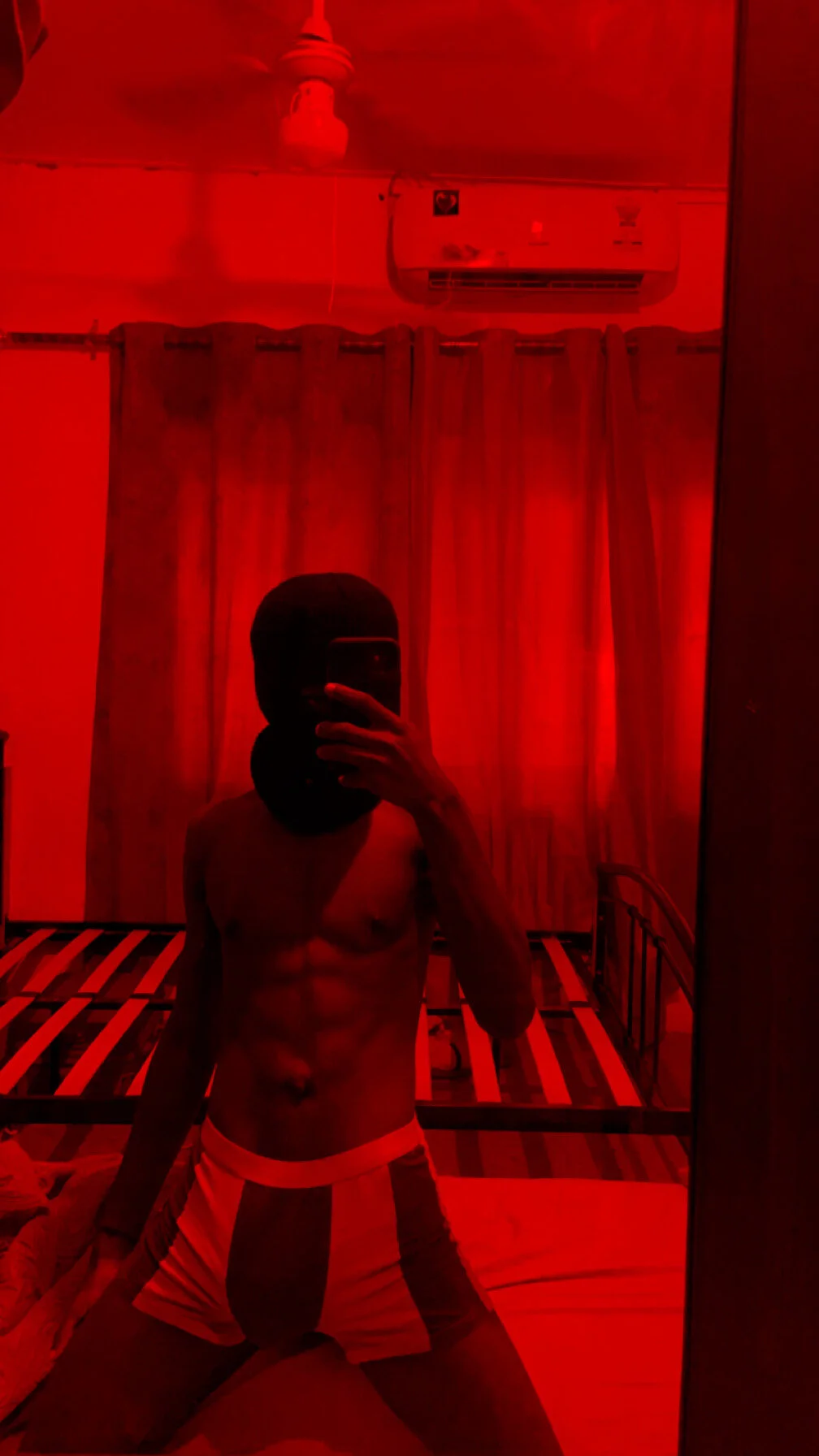 XXX Porn Photo of Nude Jaydemasked 2