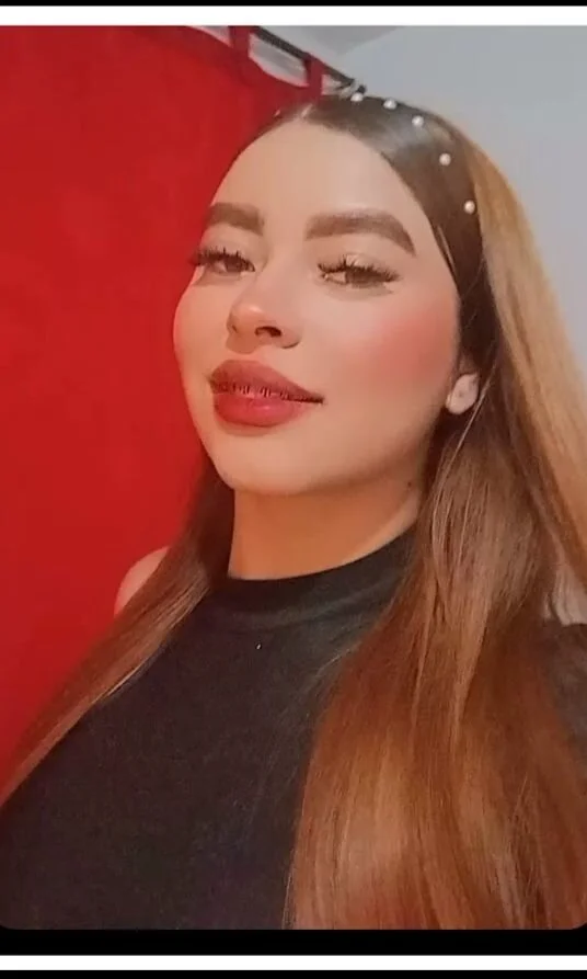 XXX Porn Photo of Nude CharlotteBrownn_ 1