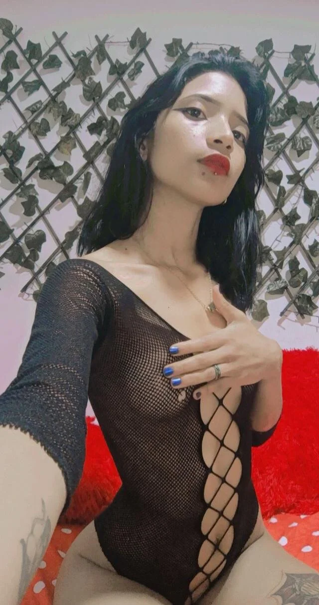 XXX Porn Photo of Nude goyi_sm 21