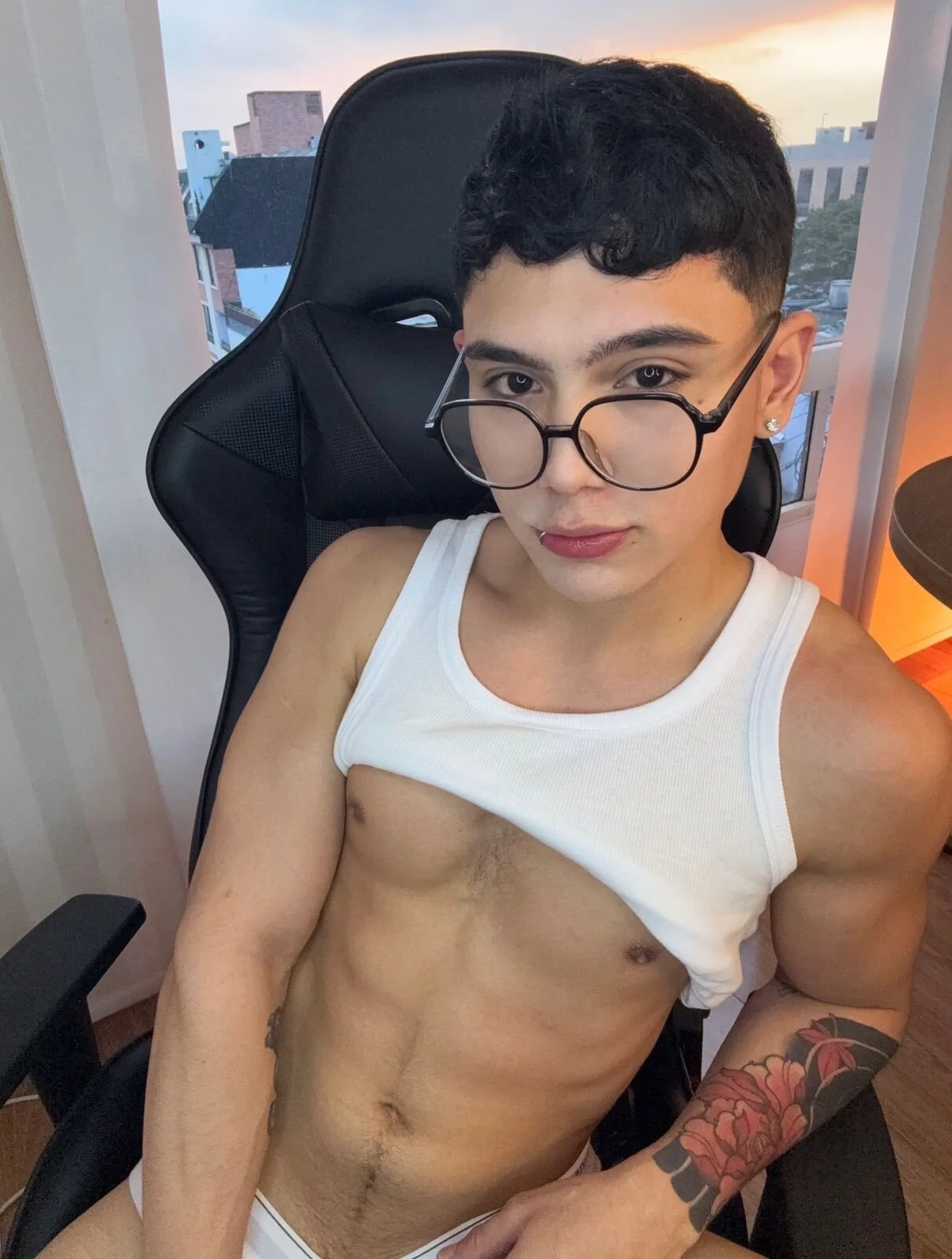 XXX Porn Photo of Nude Stevenn_77 14