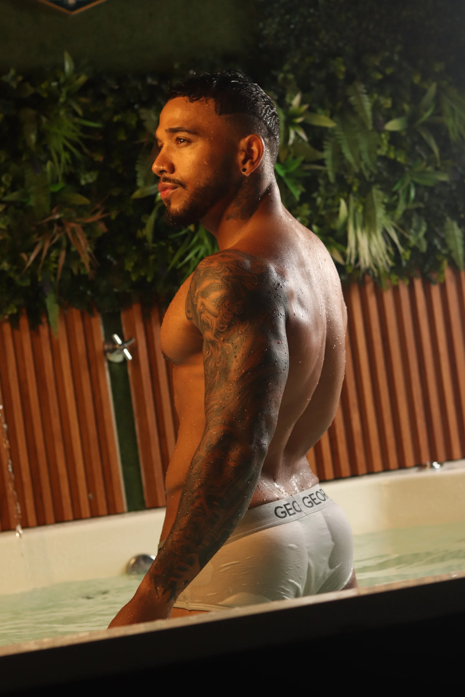 XXX Porn Photo of Nude bruno_miller_ 33