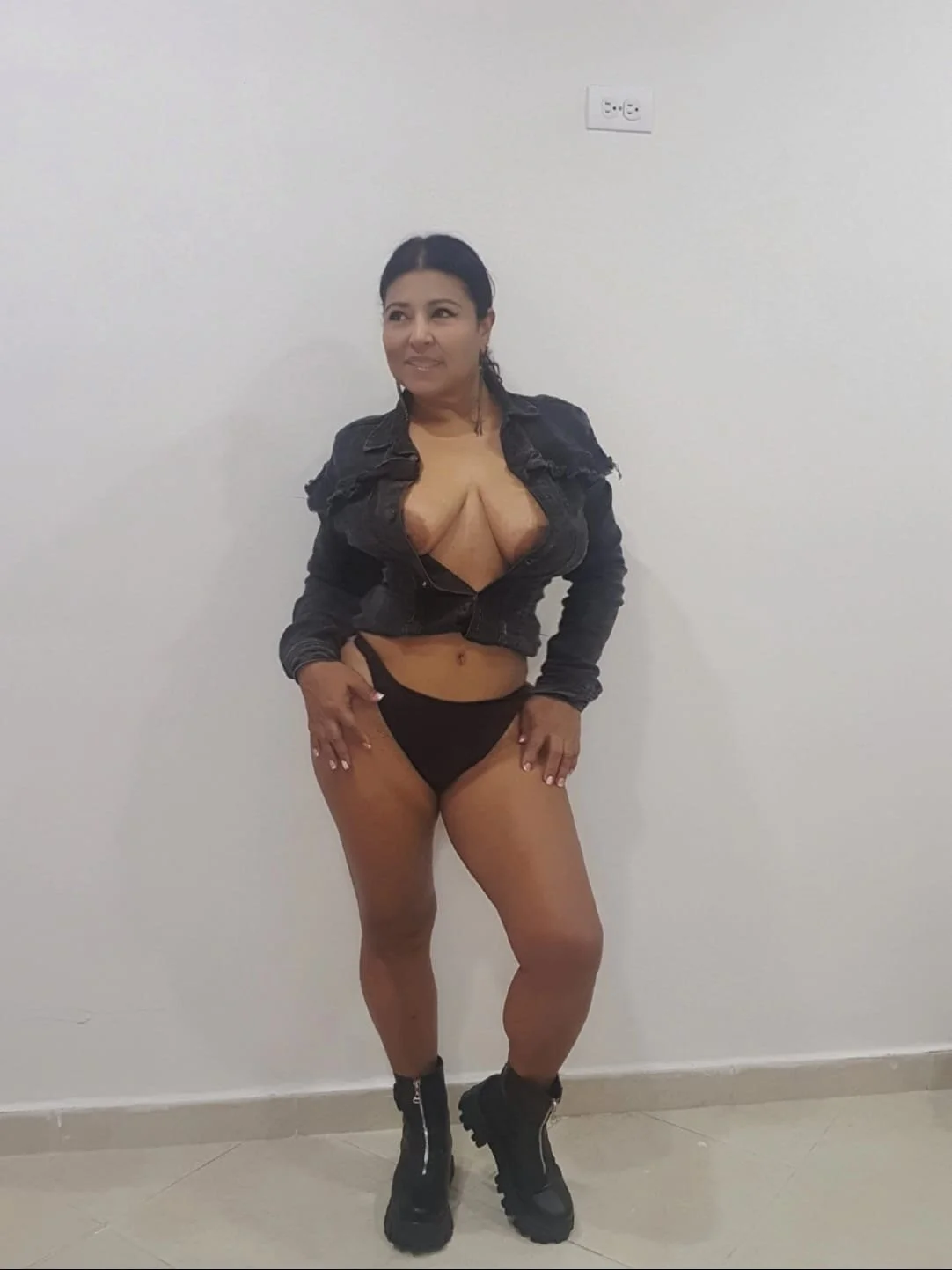 XXX Porn Photo of Nude mariemiller19 10