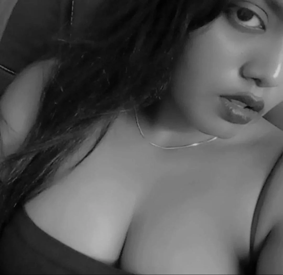 XXX Porn Photo of Nude Zoya-khan76 1