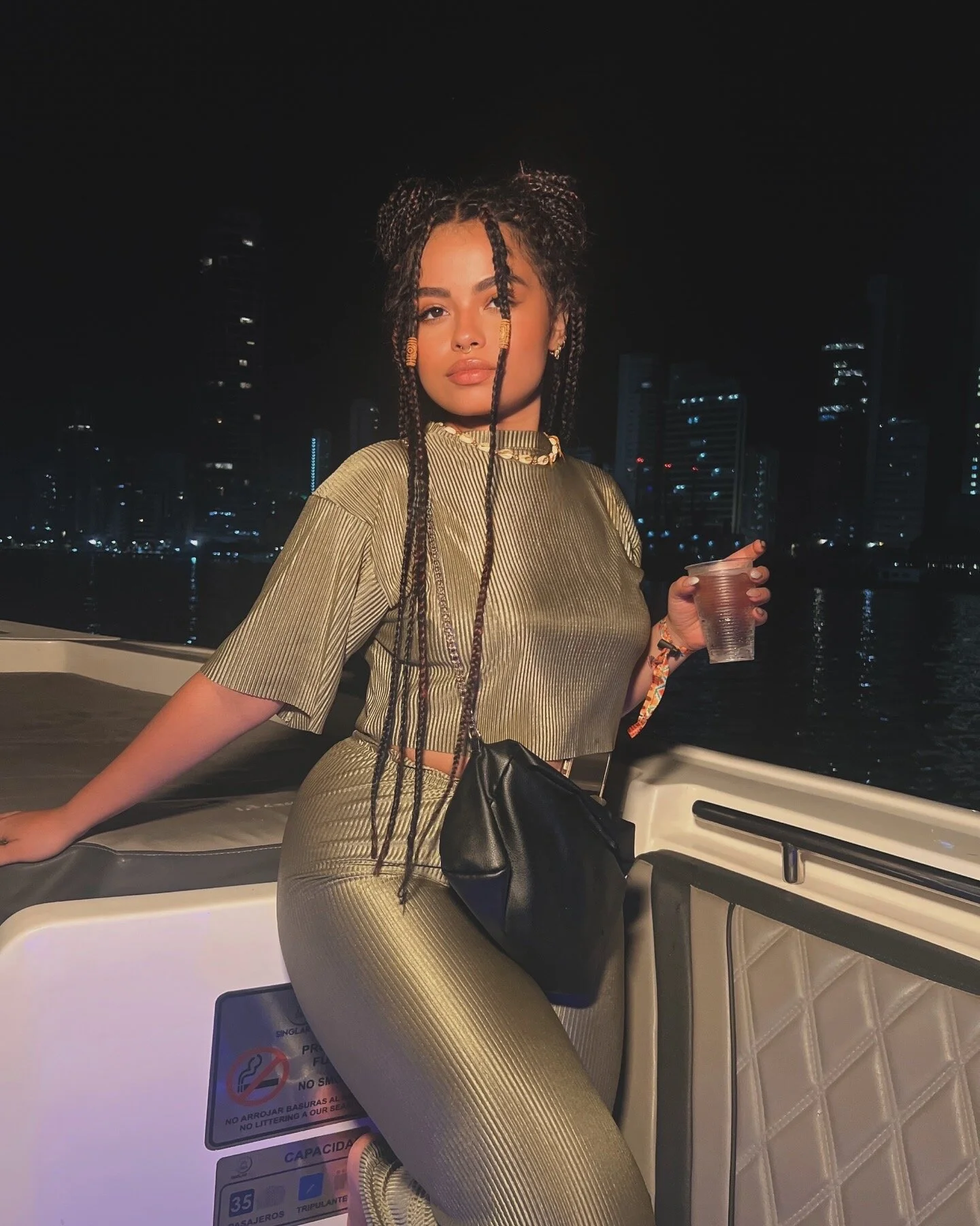 XXX Porn Photo of Nude damn_that_booty 10